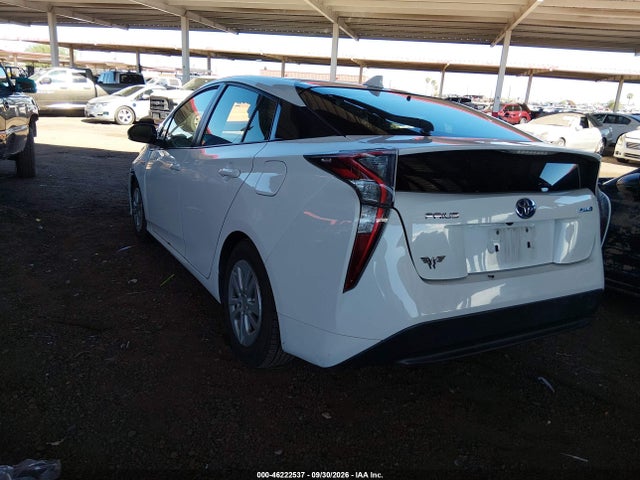 Toyota Prius Two 2017 JTDKBRFU0H3039554 Image 3