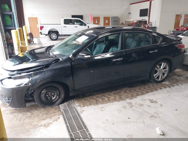 46222592 :رقم المزاد ، 1N4BL3AP5FC221734 vin ، 2015 Nissan Altima 3.5 Sl مزاد بيع