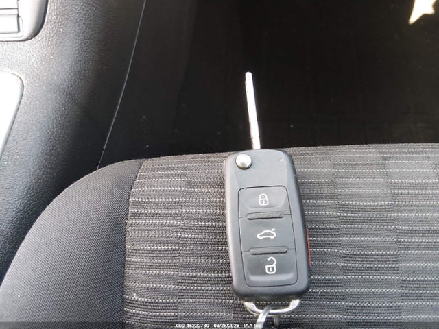 46222730 :رقم المزاد ، WVGAV7AX5FW579241 vin ، 2015 Volkswagen Tiguan S مزاد بيع