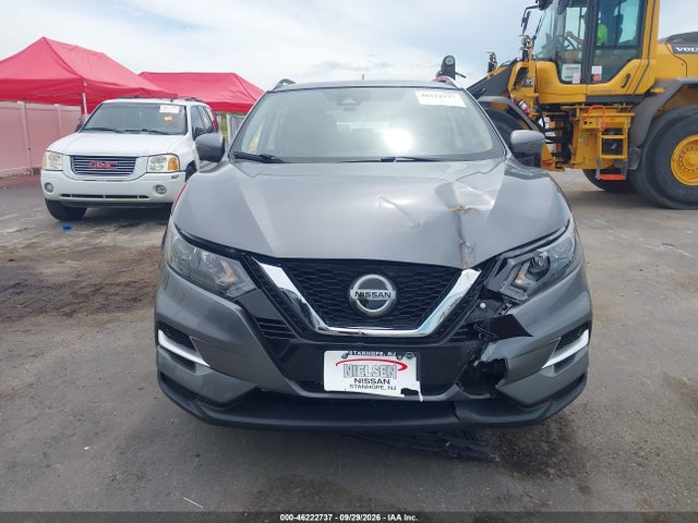 46222737 :رقم المزاد ، JN1BJ1CW1NW493027 vin ، 2022 Nissan Rogue Sport Sl Awd Xtronic Cvt مزاد بيع