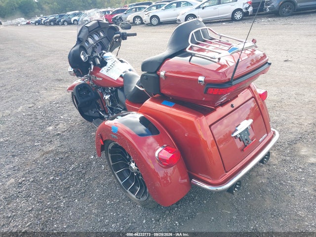 Harley-Davidson FLHTCUTG 2025 1HD1MAF18SB856232 Image 3