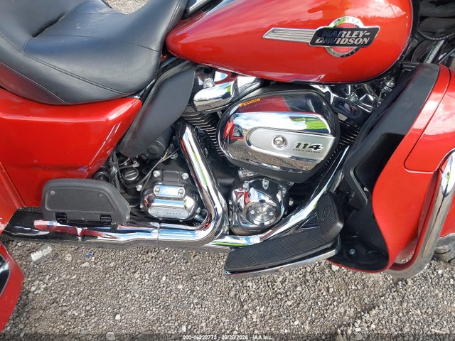 Harley-Davidson FLHTCUTG 2025 1HD1MAF18SB856232 Image 8