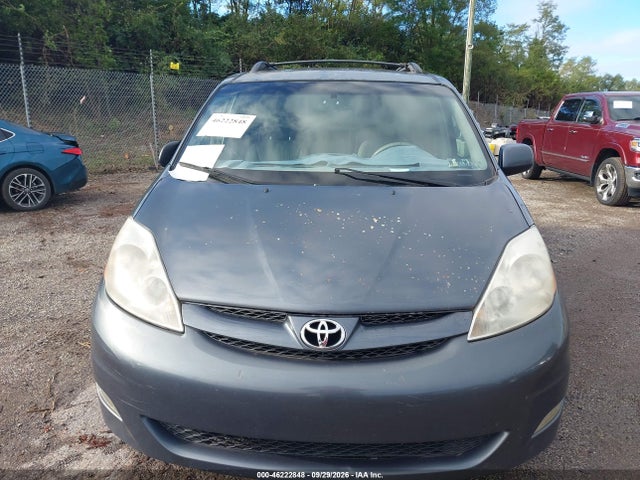 46222848 :رقم المزاد ، 5TDBK22C38S018250 vin ، 2008 Toyota Sienna Xle مزاد بيع
