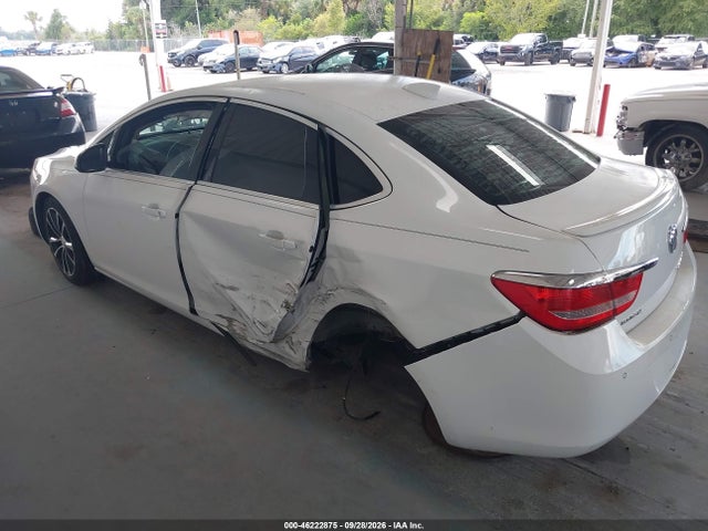 46222875 :رقم المزاد ، 1G4PR5SK6H4115511 vin ، 2017 Buick Verano Sport Touring مزاد بيع