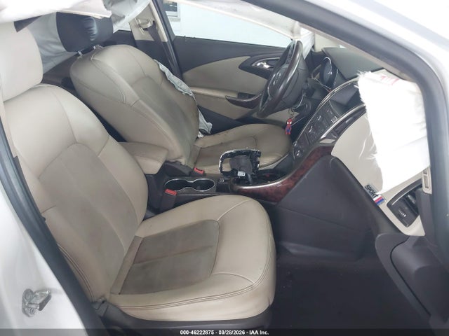 46222875 :رقم المزاد ، 1G4PR5SK6H4115511 vin ، 2017 Buick Verano Sport Touring مزاد بيع