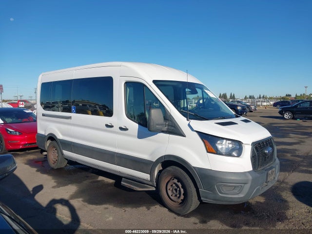 46223009 :رقم المزاد ، 1FTYE1C85NKA31977 vin ، 2022 Ford Transit-150 مزاد بيع
