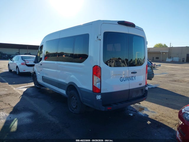 46223009 :رقم المزاد ، 1FTYE1C85NKA31977 vin ، 2022 Ford Transit-150 مزاد بيع