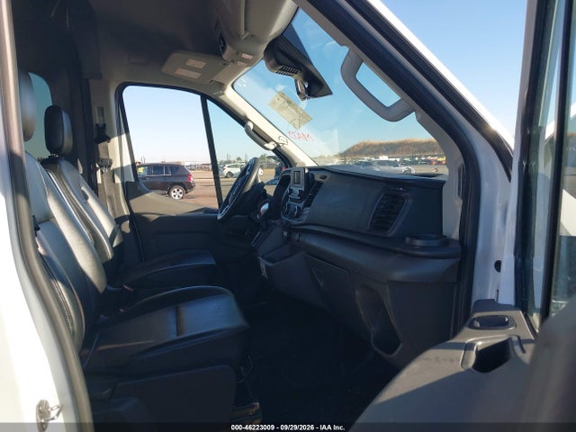 46223009 :رقم المزاد ، 1FTYE1C85NKA31977 vin ، 2022 Ford Transit-150 مزاد بيع