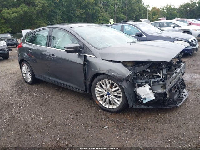 Продажа на аукционе авто 2017 Ford Focus Titanium, vin: 1FADP3N2XHL242562, номер лота: 46223042