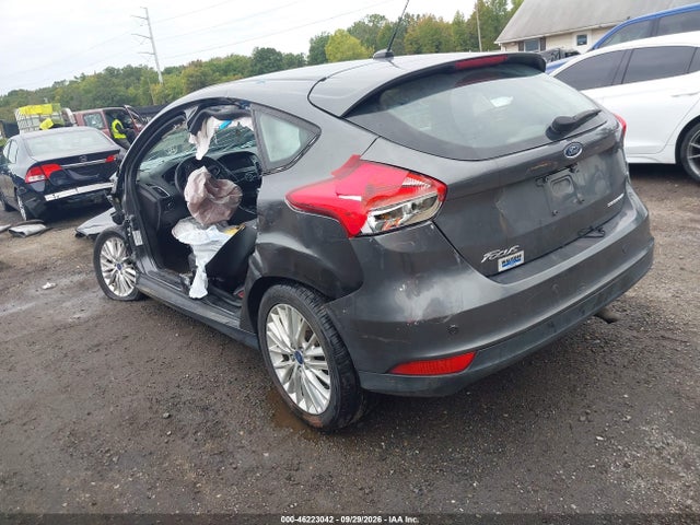 Продажа на аукционе авто 2017 Ford Focus Titanium, vin: 1FADP3N2XHL242562, номер лота: 46223042