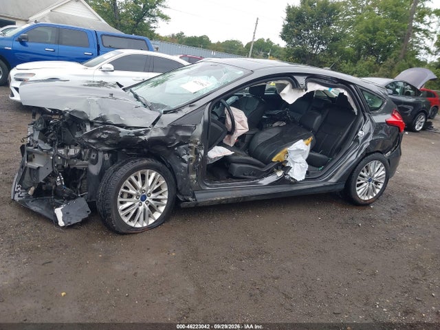 Продажа на аукционе авто 2017 Ford Focus Titanium, vin: 1FADP3N2XHL242562, номер лота: 46223042