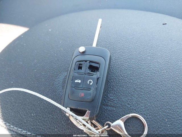 1G11C5SL1FF117990 Chevrolet MALIBU 1LT