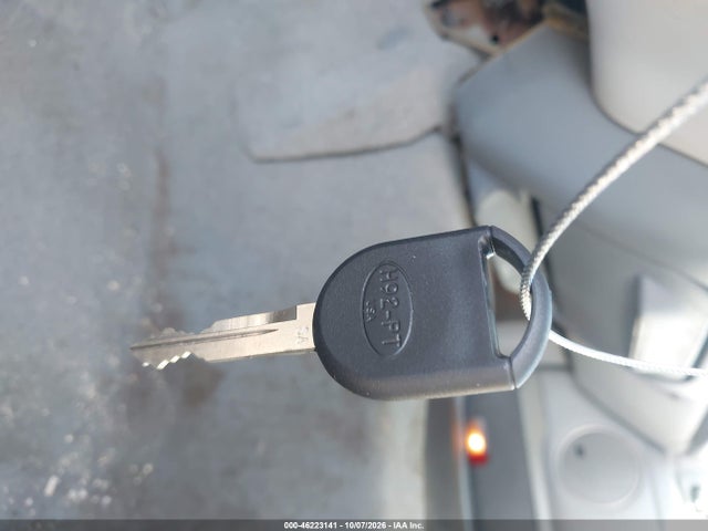 46223141 :رقم المزاد ، 1LNHM82V26Y635774 vin ، 2006 Lincoln Town Car Signature Limited مزاد بيع