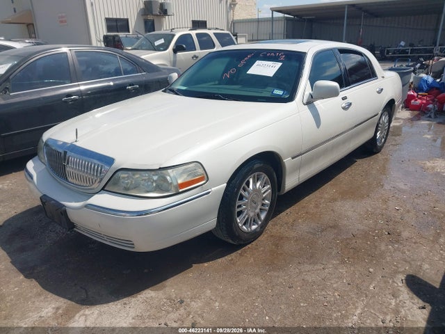 46223141 :رقم المزاد ، 1LNHM82V26Y635774 vin ، 2006 Lincoln Town Car Signature Limited مزاد بيع