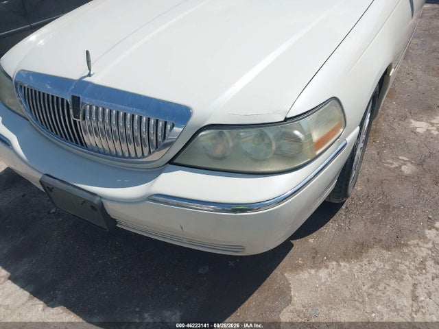 46223141 :رقم المزاد ، 1LNHM82V26Y635774 vin ، 2006 Lincoln Town Car Signature Limited مزاد بيع