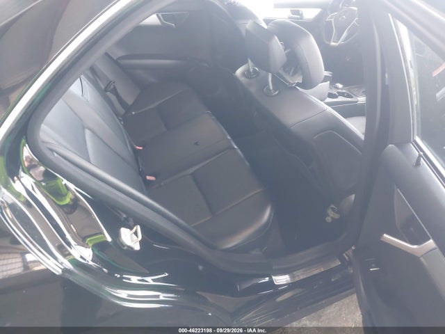 46223198 :رقم المزاد ، WDDGF4HB8ER304826 vin ، 2014 Mercedes-benz C 250 Sport مزاد بيع