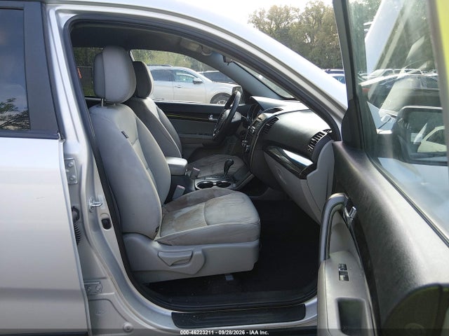 46223211 :رقم المزاد ، 5XYKTDA2XCG259875 vin ، 2012 Kia Sorento Lx V6 مزاد بيع