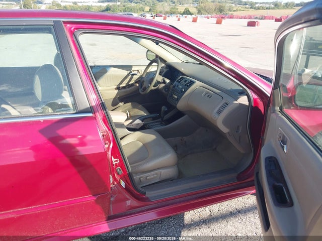 46223235 :رقم المزاد ، 1HGCG16522A017690 vin ، 2002 Honda Accord 3.0 Ex مزاد بيع