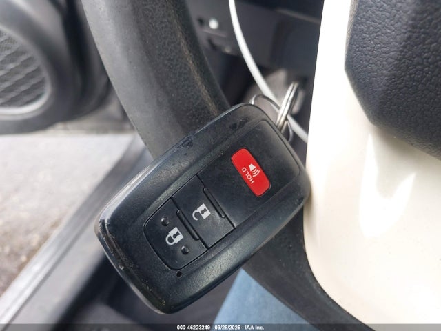 Aukcja sprzedaży 2018 Toyota Prius Two, vin: JTDKBRFU8J3584214, numer aukcji: 46223249