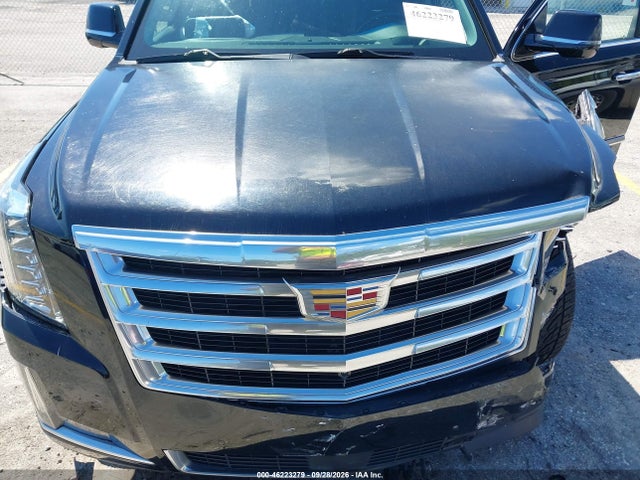 46223279 :رقم المزاد ، 1GYS3CKJ9HR142940 vin ، 2017 Cadillac Escalade Premium Luxury مزاد بيع
