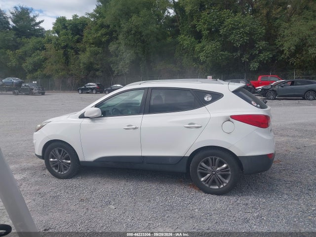 Продажа на аукционе авто 2015 Hyundai Tucson Se, vin: KM8JUCAG6FU099023, номер лота: 46223306
