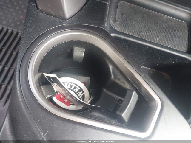Toyota Rav4 Xle 2017 JTMRFREV3HJ171930 Image 11