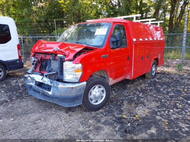46223413 :رقم المزاد ، 1FDWE3FN2NDC17349 vin ، 2022 Ford E-350 Cutaway مزاد بيع