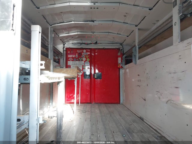 46223413 :رقم المزاد ، 1FDWE3FN2NDC17349 vin ، 2022 Ford E-350 Cutaway مزاد بيع