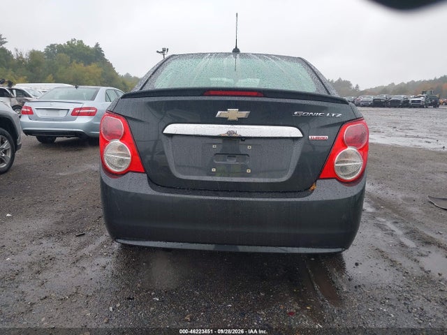 Chevrolet Sonic Ltz Auto 2015 1G1JE5SB3F4169621 Image 16
