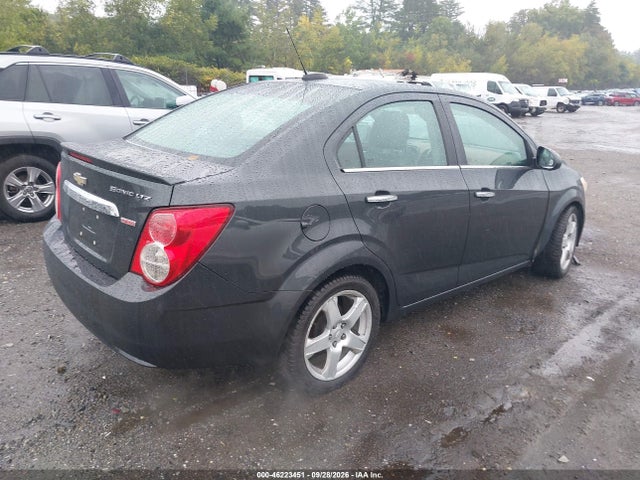 Chevrolet Sonic Ltz Auto 2015 1G1JE5SB3F4169621 Image 4
