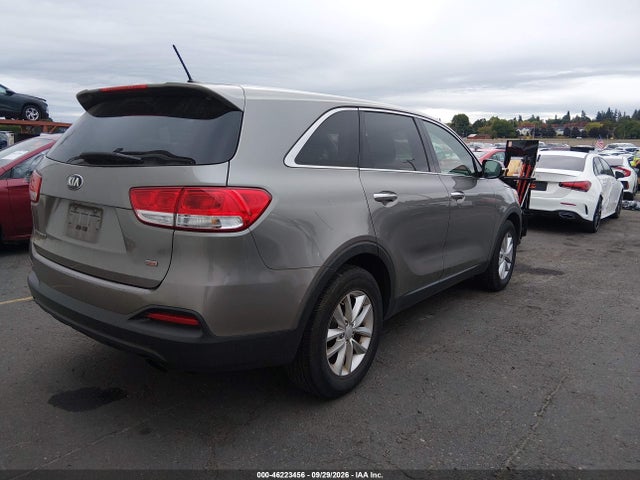 KIA Sorento 2.4l L 2016 5XYPG4A32GG149282 Image 4