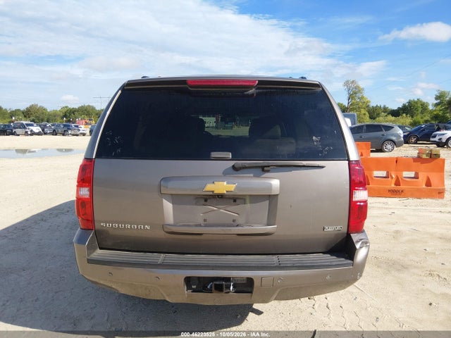 46223525 :رقم المزاد ، 1GNSCJE06CR246329 vin ، 2012 Chevrolet Suburban 1500 Lt مزاد بيع