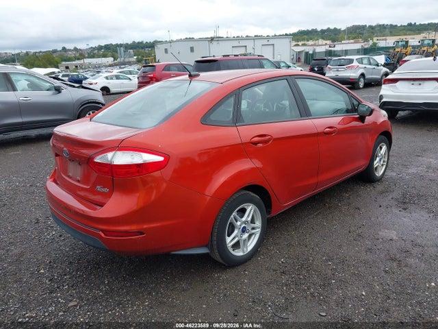 Ford FIESTA SE 2018 3FADP4BJXJM135811 Image 4