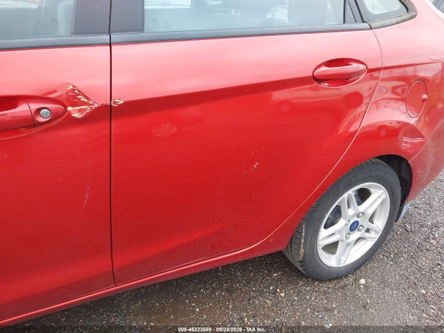 Ford FIESTA SE 2018 3FADP4BJXJM135811 Image 6
