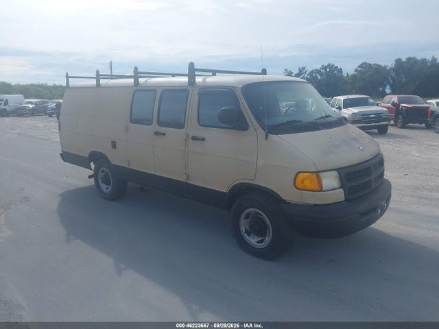 46223667 :رقم المزاد ، 2B7KB31Z6YK109235 vin ، 2000 Dodge Ram Van 3500 Conversion مزاد بيع