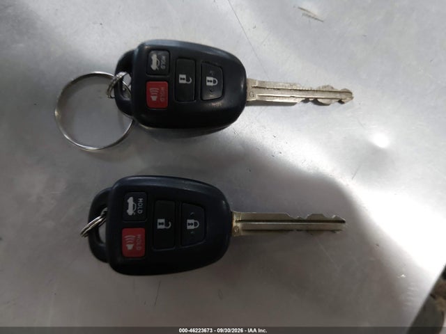 46223673 :رقم المزاد ، 4T4BF1FK3DR319964 vin ، 2013 Toyota Camry Le مزاد بيع
