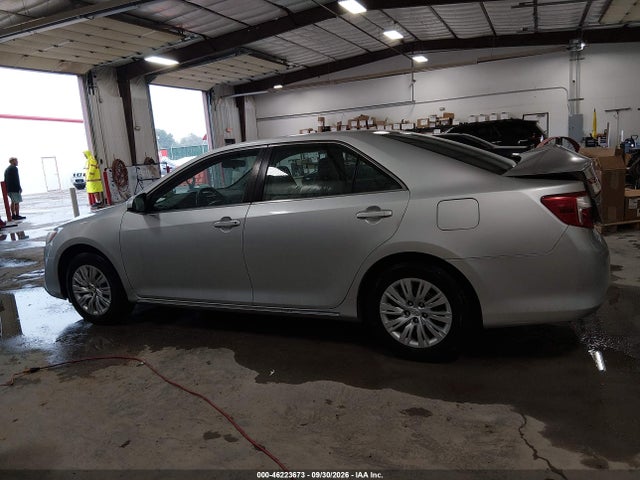 46223673 :رقم المزاد ، 4T4BF1FK3DR319964 vin ، 2013 Toyota Camry Le مزاد بيع