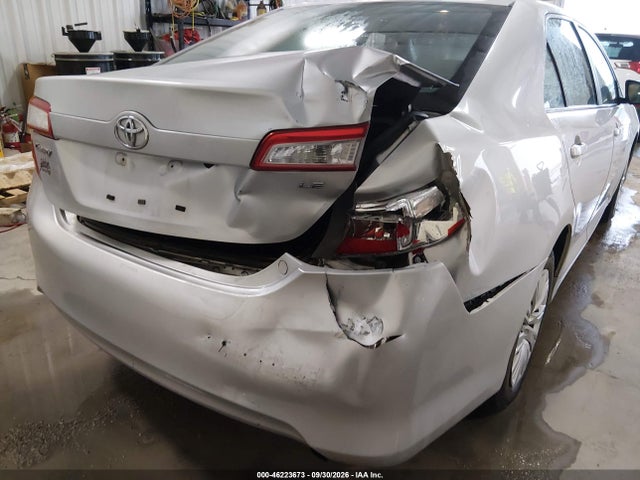 46223673 :رقم المزاد ، 4T4BF1FK3DR319964 vin ، 2013 Toyota Camry Le مزاد بيع