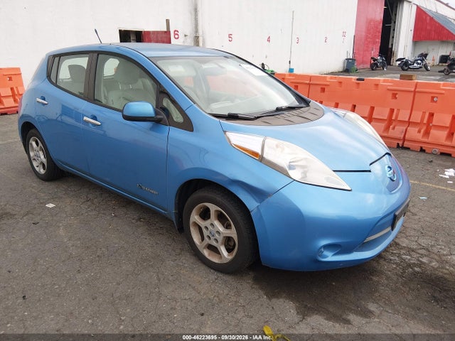 2013 Nissan Leaf Sv მანქანა იყიდება აუქციონზე, vin: 1N4AZ0CP6DC406877, აუქციონის ნომერი: 46223695