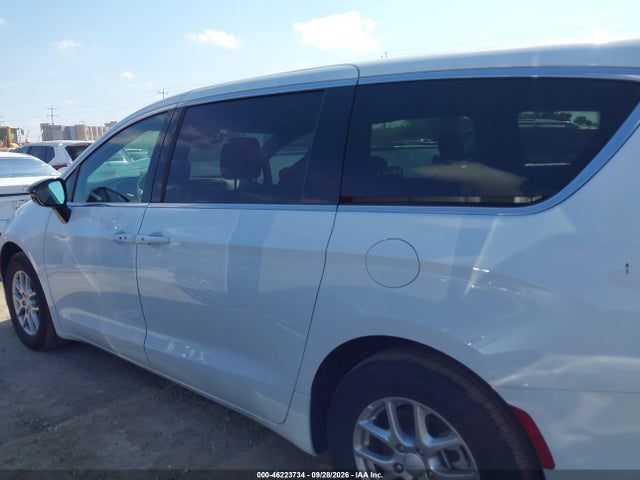 46223734 :رقم المزاد ، 2C4RC1BG1VR572724 vin ، 2027 Chrysler Pacifica مزاد بيع