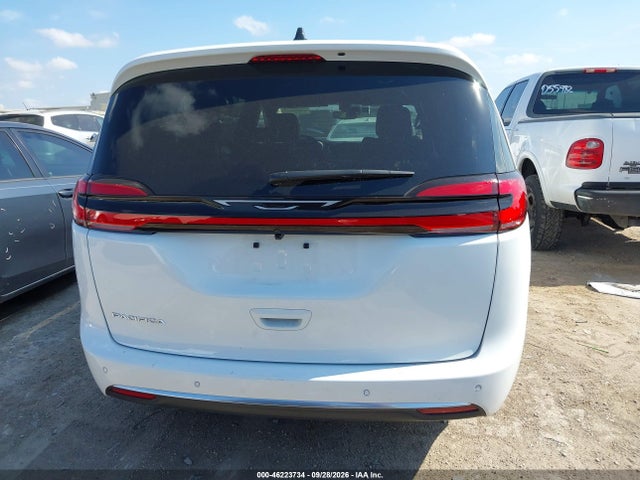 46223734 :رقم المزاد ، 2C4RC1BG1VR572724 vin ، 2027 Chrysler Pacifica مزاد بيع