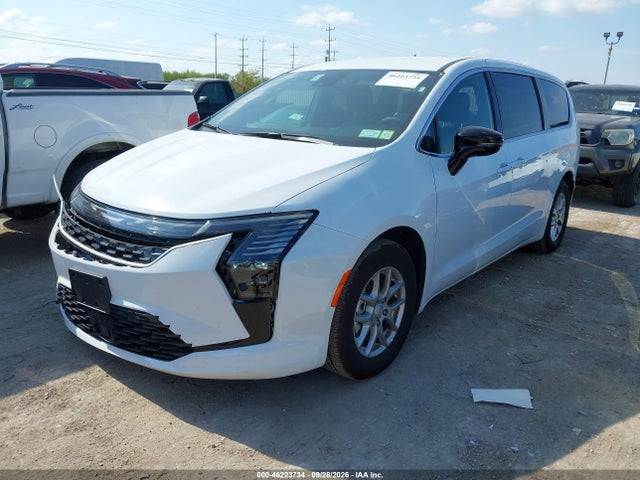 46223734 :رقم المزاد ، 2C4RC1BG1VR572724 vin ، 2027 Chrysler Pacifica مزاد بيع
