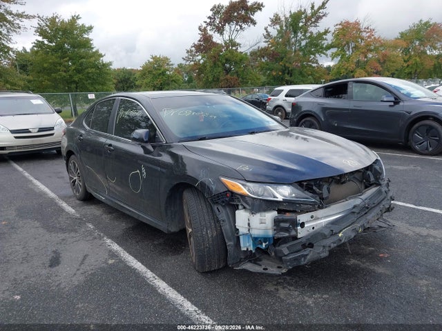 Продаж на аукціоні авто 2018 Toyota Camry Se, vin: 4T1B11HK0JU551519, номер лоту: 46223736
