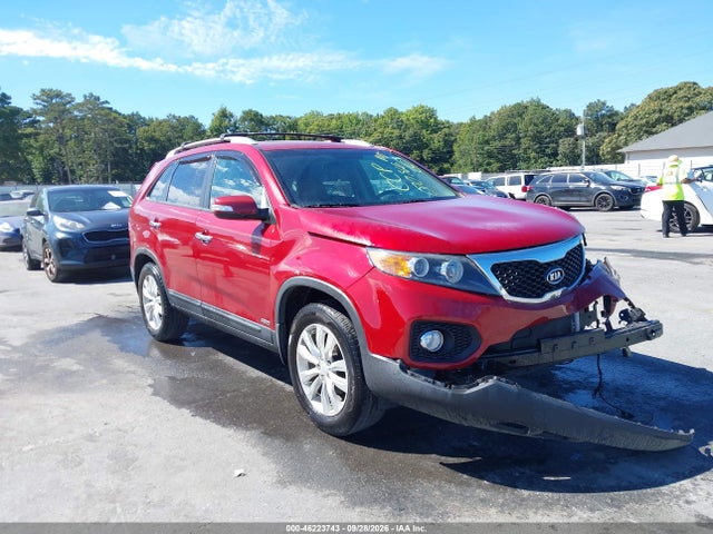 Продажа на аукционе авто 2011 Kia Sorento Ex, vin: 5XYKUCA11BG070366, номер лота: 46223743