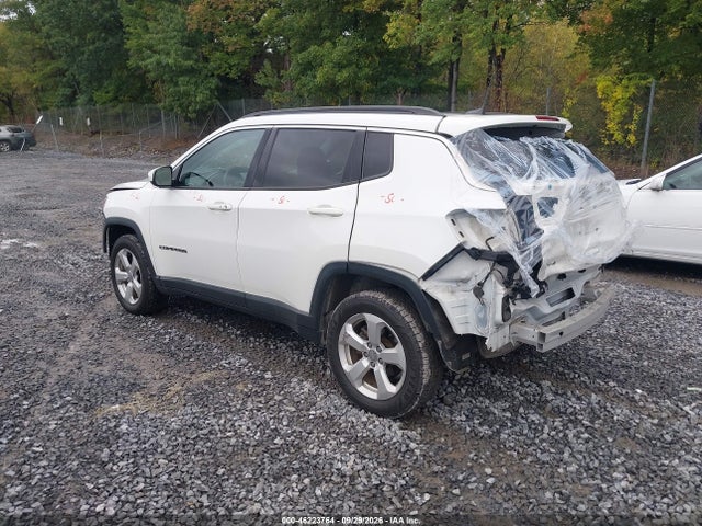 46223764 :رقم المزاد ، 3C4NJDBB6HT645677 vin ، 2017 Jeep New Compass Latitude 4x4 مزاد بيع