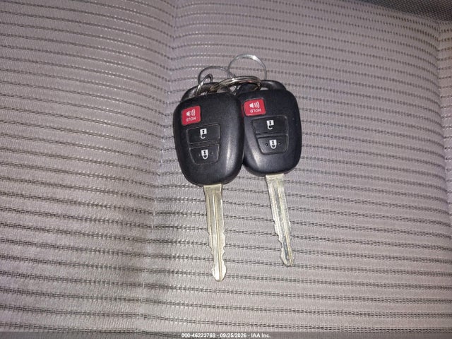 46223768 :رقم المزاد ، JTMBFREV4ED057141 vin ، 2014 Toyota Rav4 Le مزاد بيع