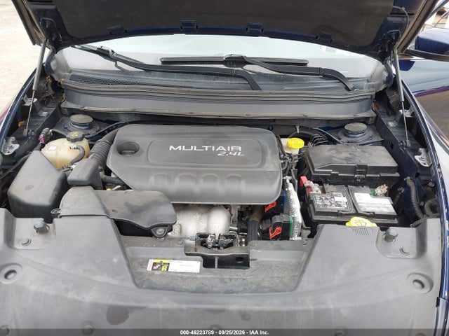 2015 Jeep Cherokee Latitude მანქანა იყიდება აუქციონზე, vin: 1C4PJMCB2FW733527, აუქციონის ნომერი: 46223789