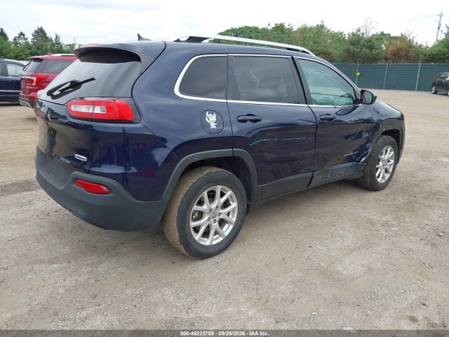 2015 Jeep Cherokee Latitude მანქანა იყიდება აუქციონზე, vin: 1C4PJMCB2FW733527, აუქციონის ნომერი: 46223789