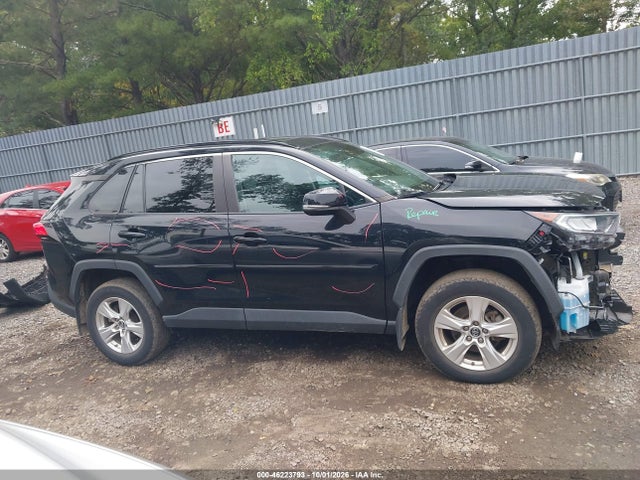 46223793 :رقم المزاد ، 2T3P1RFVXKC026799 vin ، 2019 Toyota Rav4 Xle مزاد بيع