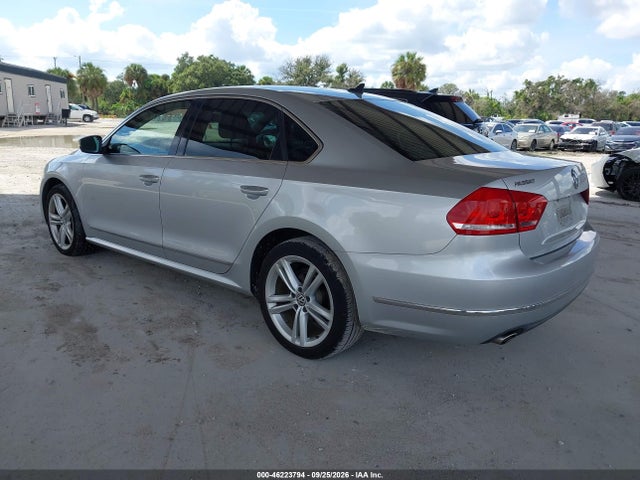 2013 Volkswagen Passat 2.0l Tdi Sel Premium მანქანა იყიდება აუქციონზე, vin: 1VWCN7A38DC066622, აუქციონის ნომერი: 46223794